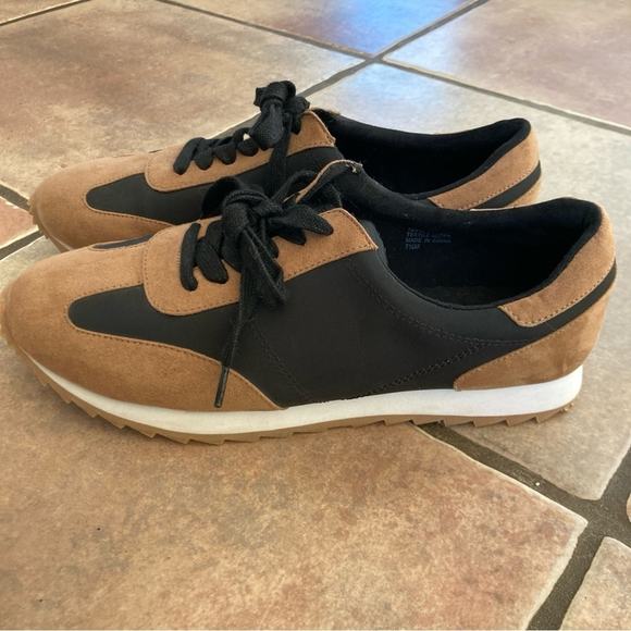 LOFT Womens 7.5 Brown & Black Lace Up Colorblock Casual Sneakers Everyday Sporty - Picture 3 of 9